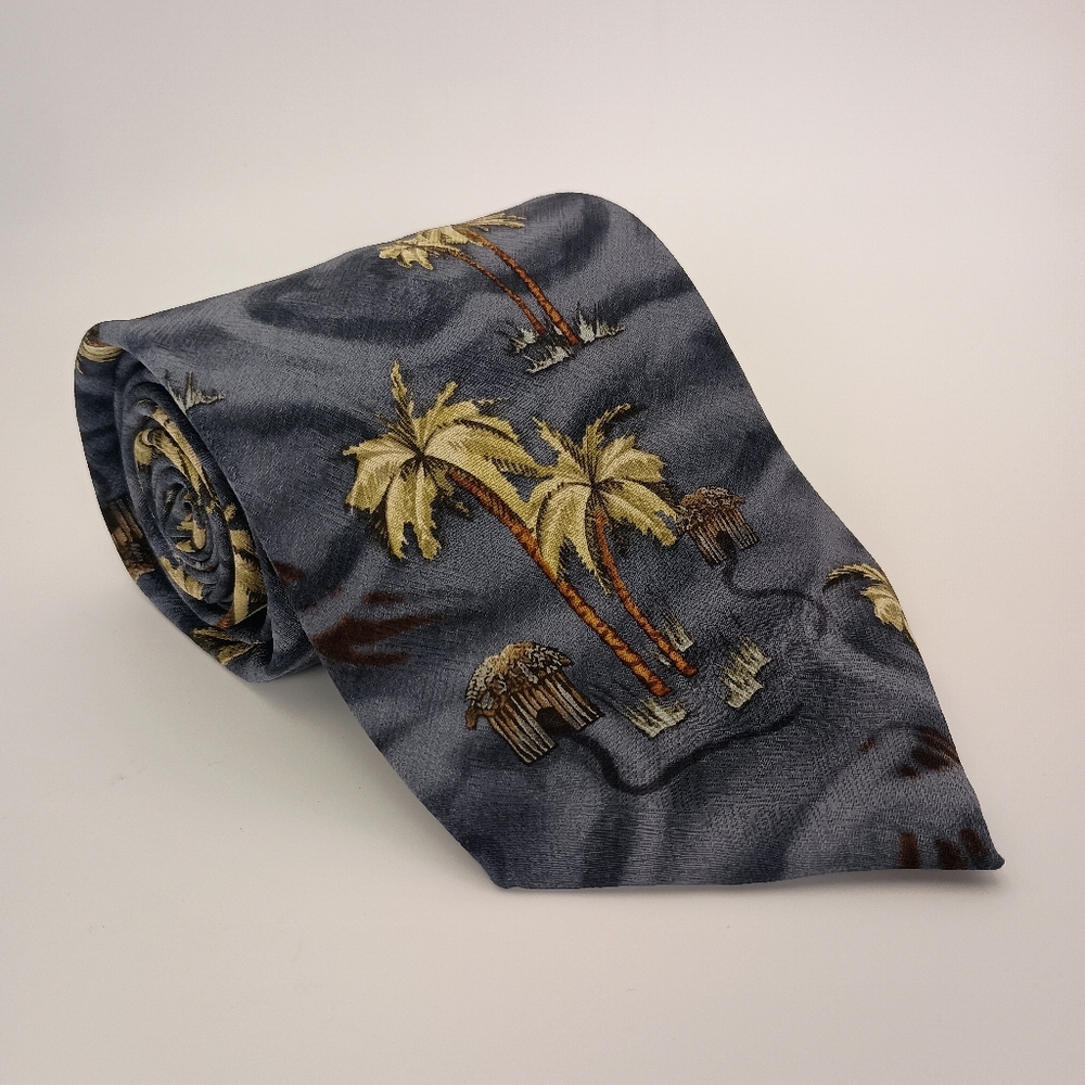Vintage Tropicals by Tango 100% Silk Palm Tree Pattern Mens‎ Necktie